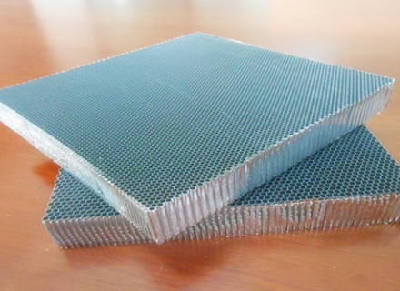 拓普邦打造高品質外貿出口蜂窩芯！